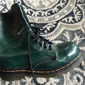 {Like New} Vintage Green Dr. Martens